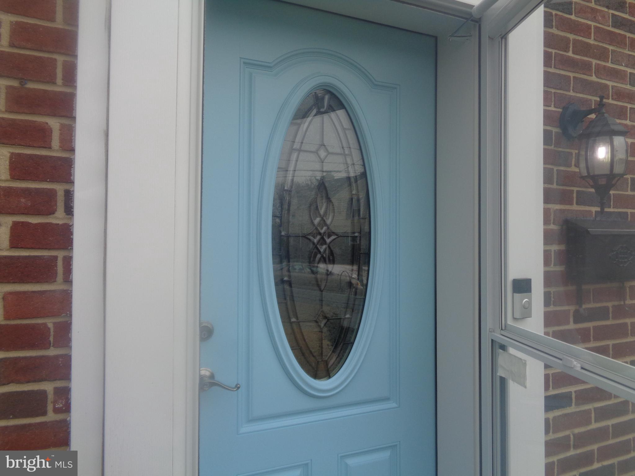 1730 HOLLINSHED AVENUE