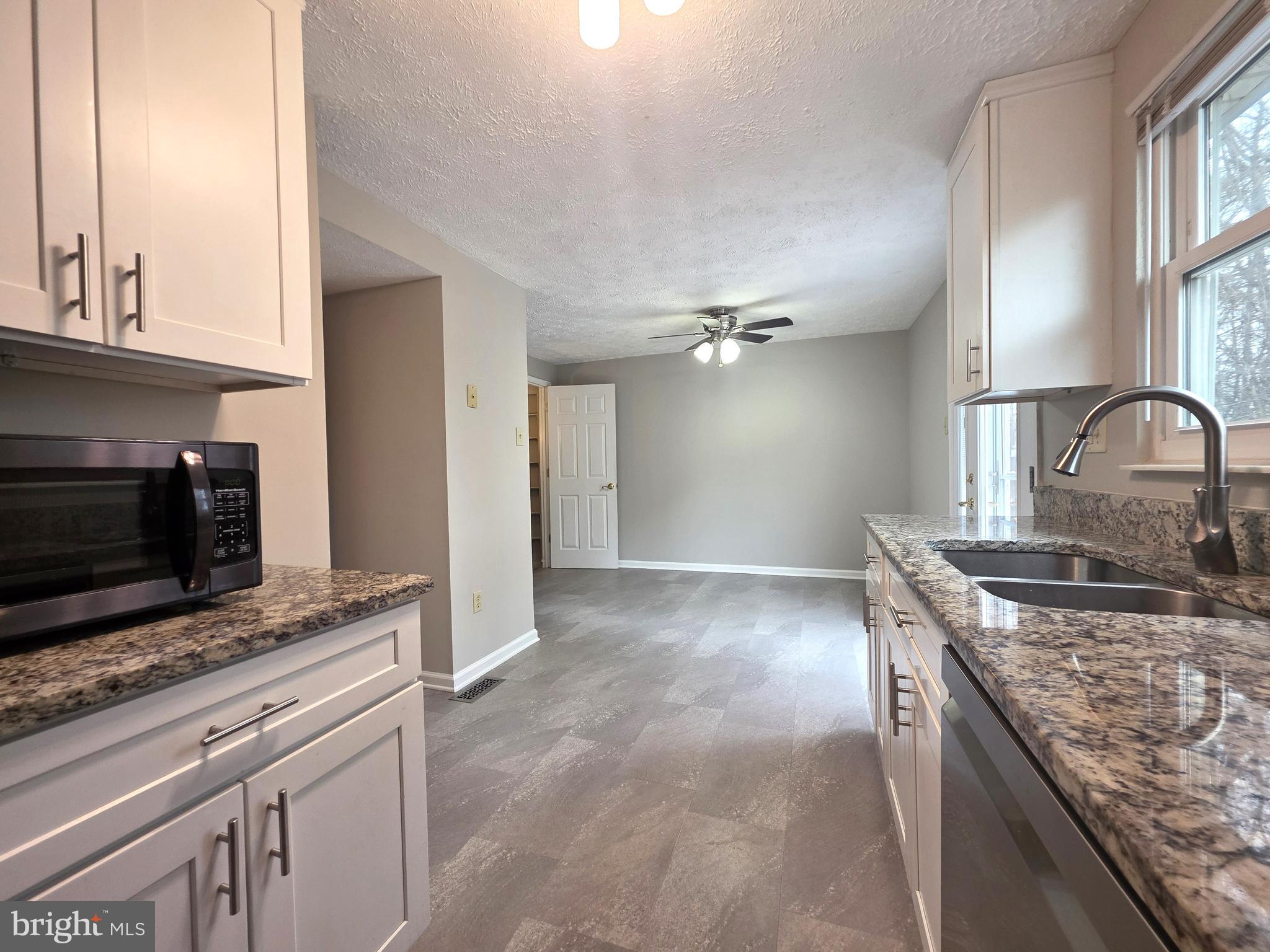 23 DUFIEF COURT