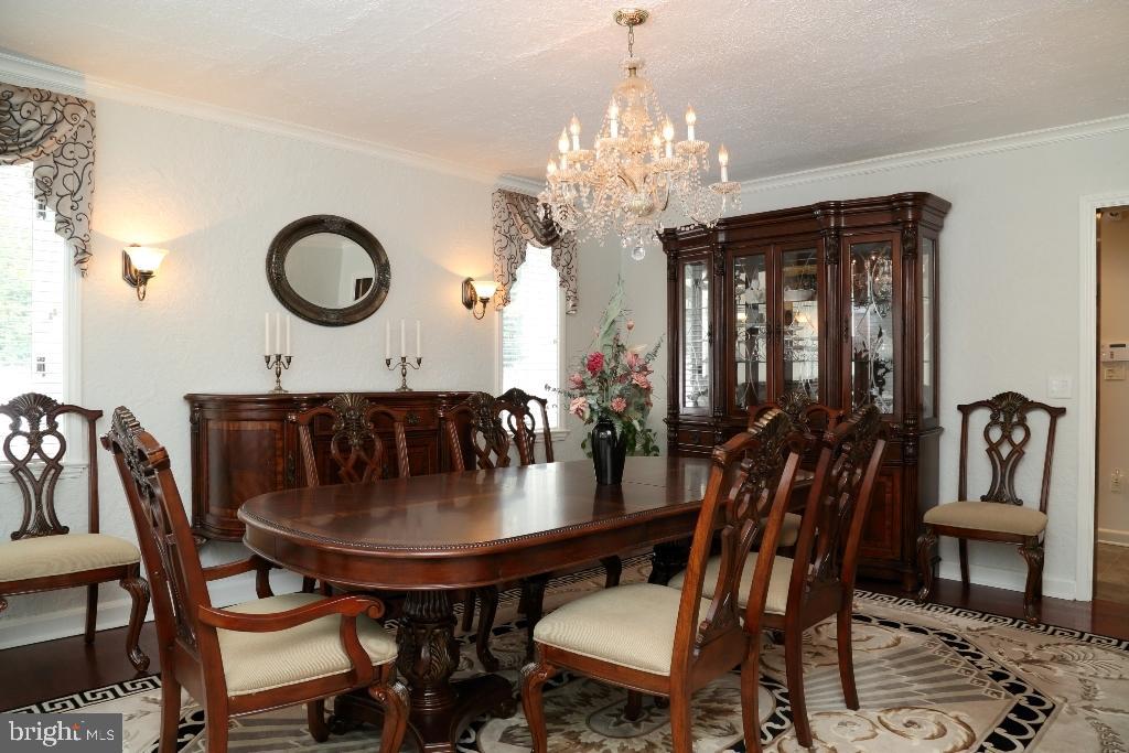 SCHOOL LANE HILLS - Residential