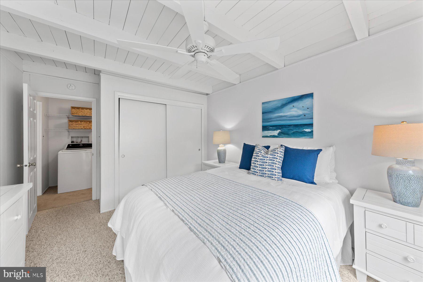 OCEAN VILLAGE - Residential