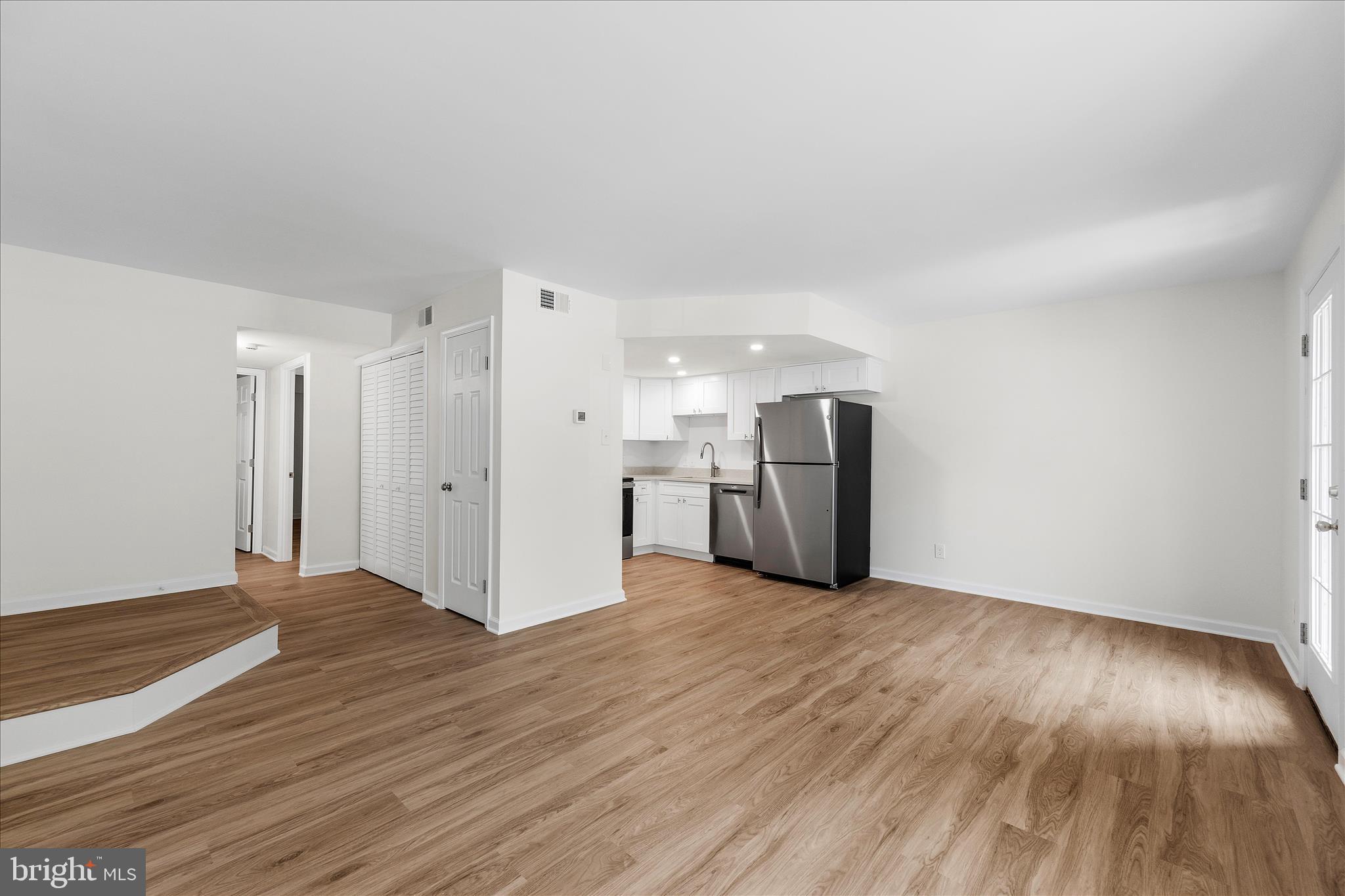 NORTH PORT CONDO - Residential