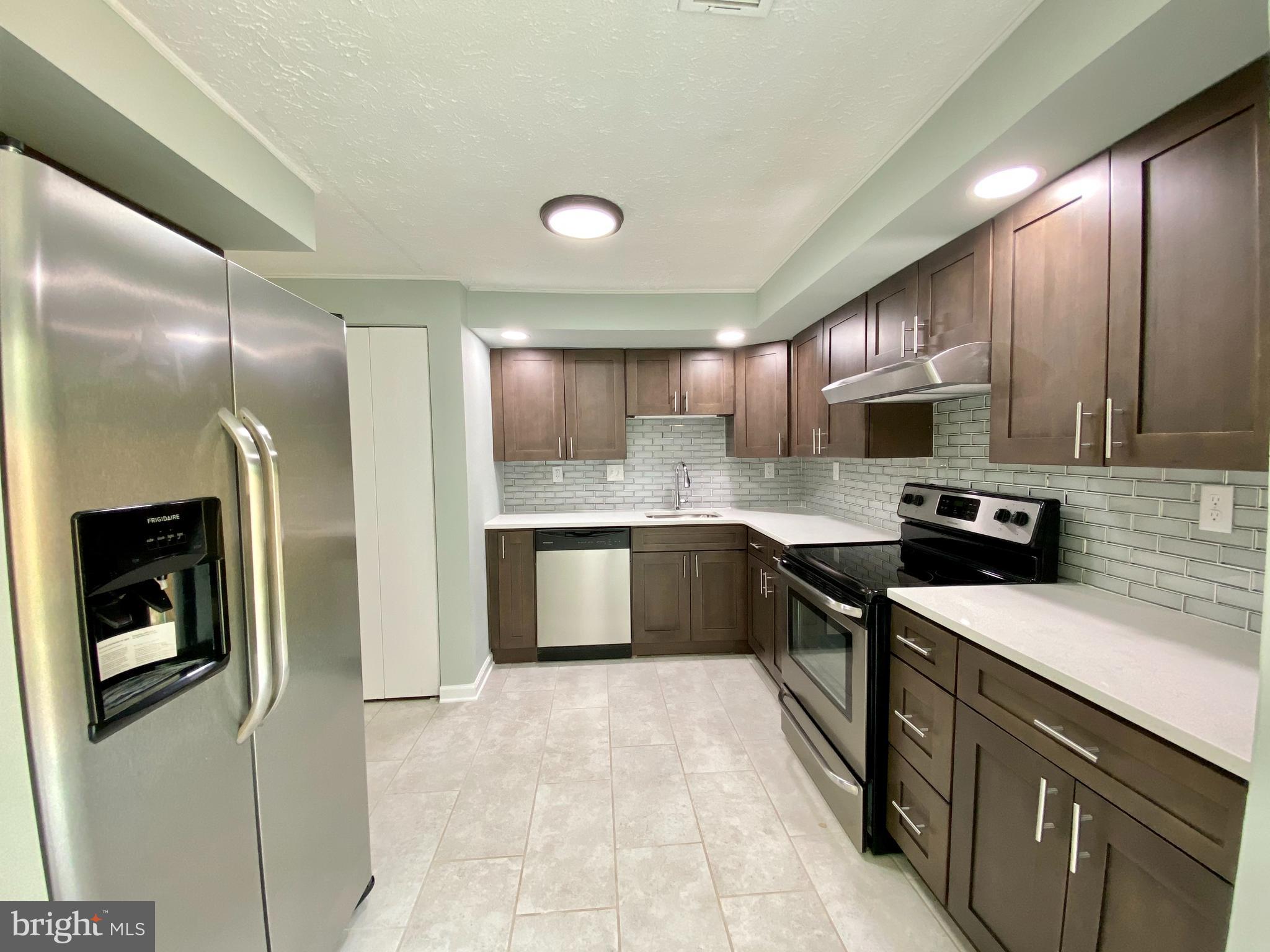 ST CHARLES SUB - BANNISTER - Residential