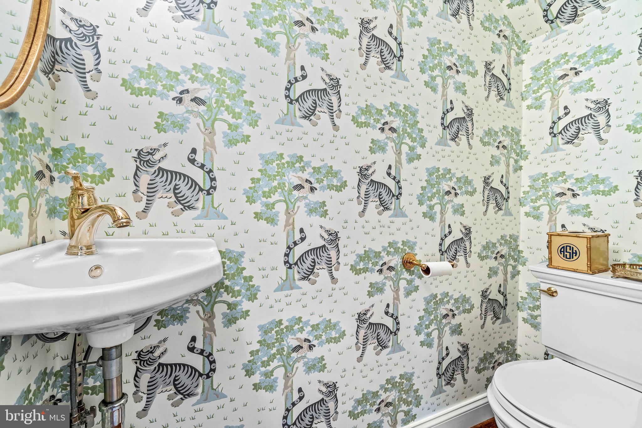 WESTMORELAND HILLS - Residential