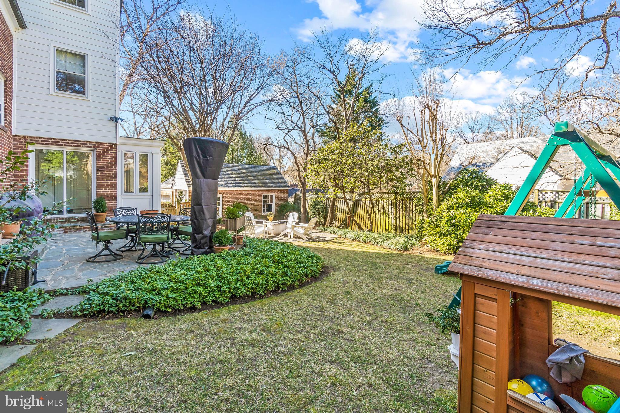 WESTMORELAND HILLS - Residential