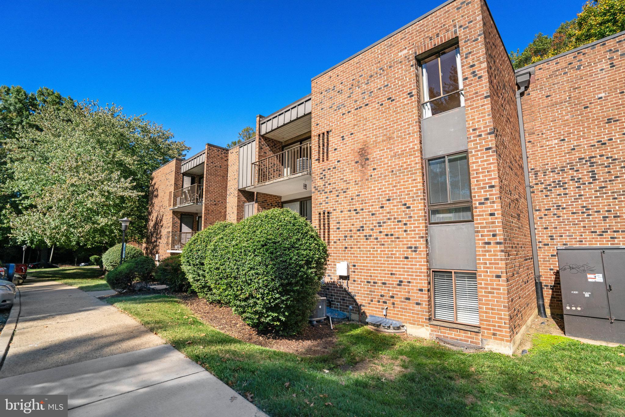 7904 INVERTON ROAD 304