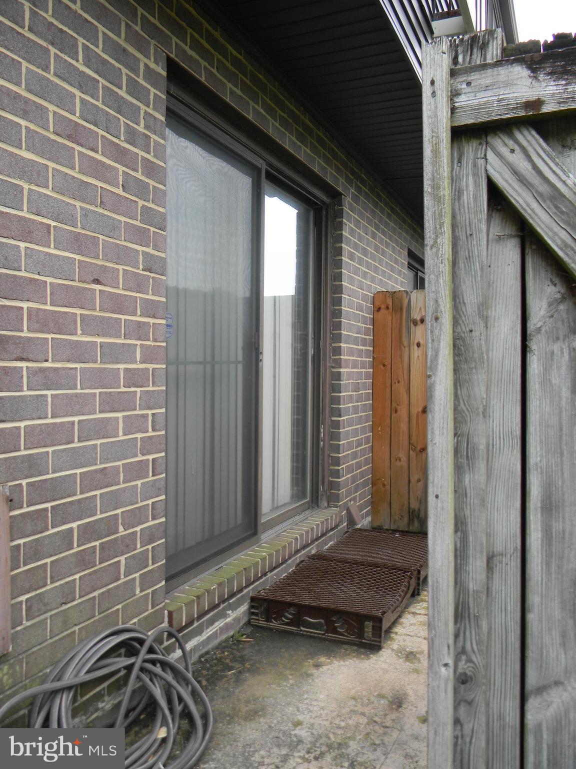 WINDSOR  MILL - Residential