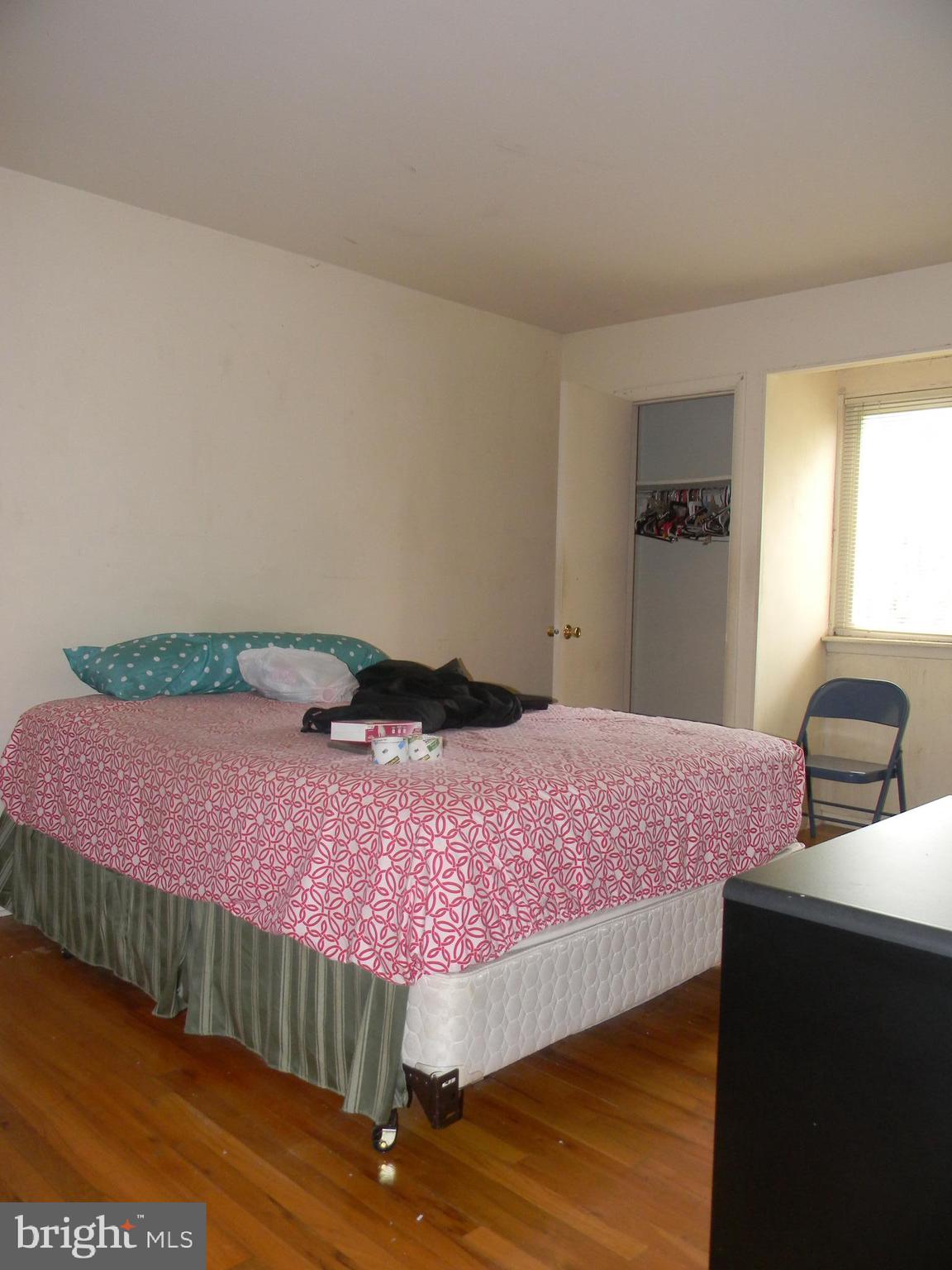 WINDSOR  MILL - Residential