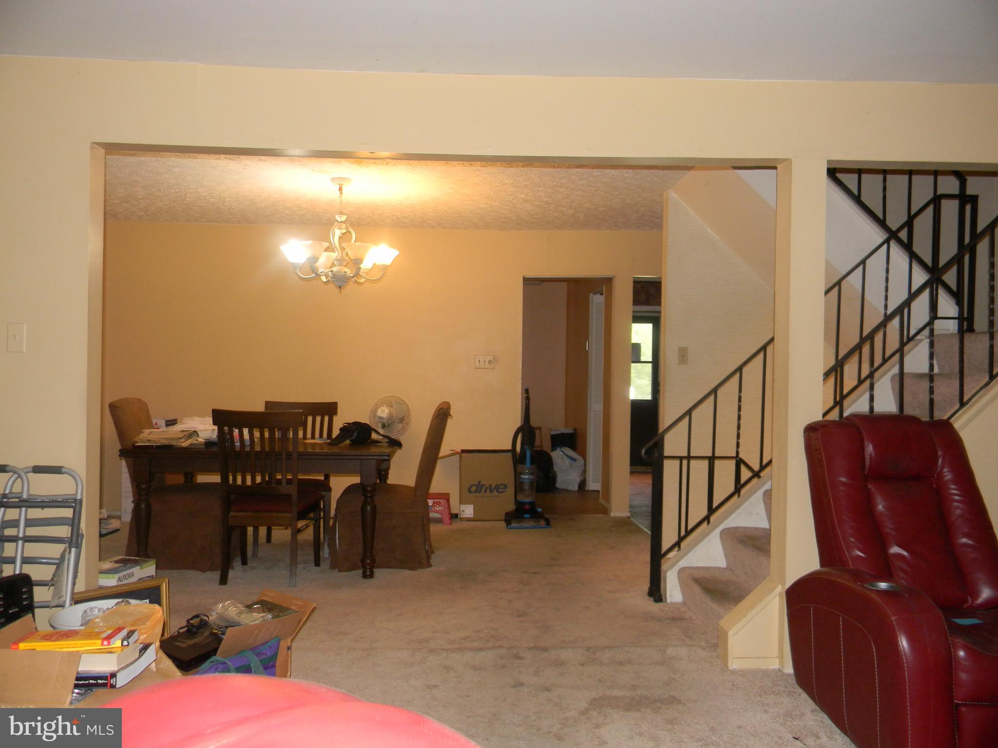 WINDSOR  MILL - Residential