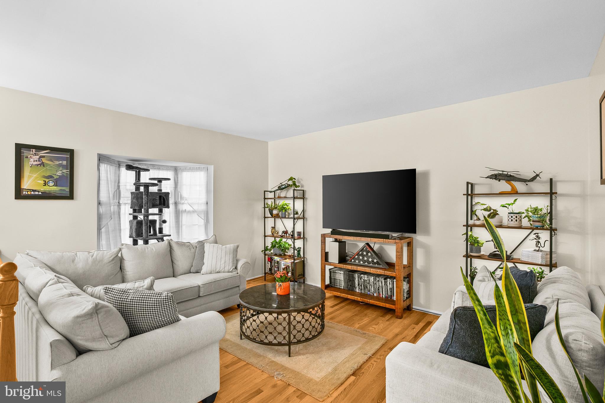 HUNTERS WOODS - Residential