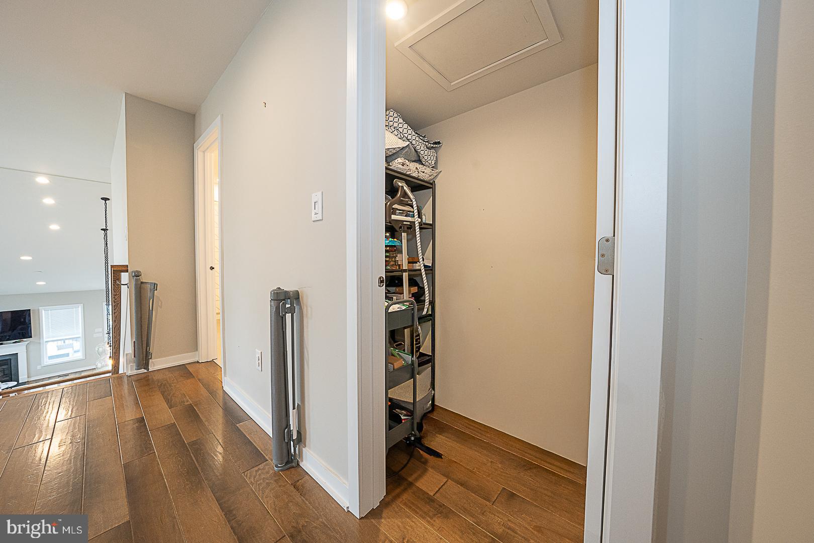 RESERVE AT CENTER SQUARE - Residential