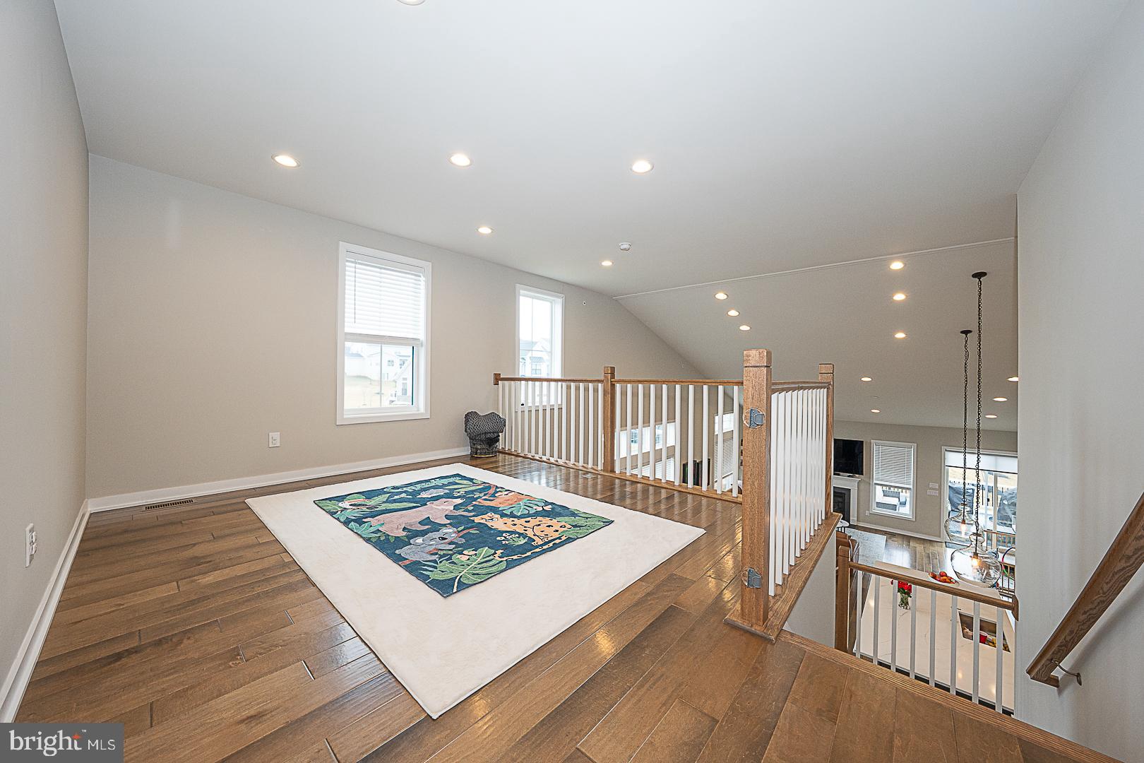 RESERVE AT CENTER SQUARE - Residential