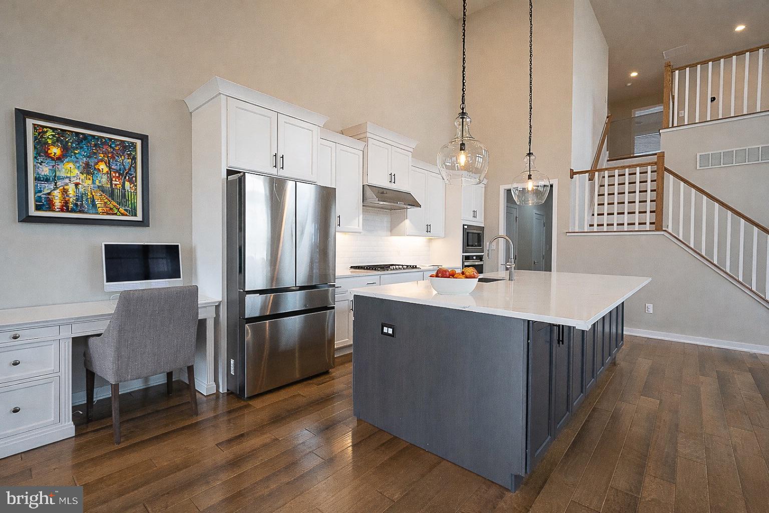 RESERVE AT CENTER SQUARE - Residential