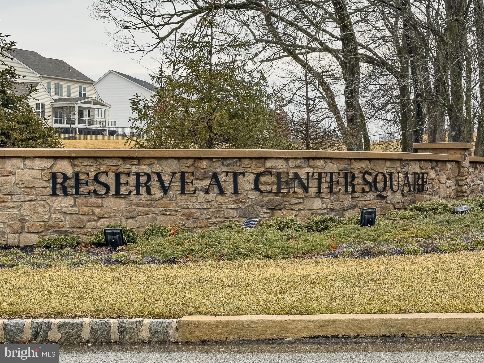 RESERVE AT CENTER SQUARE - Residential