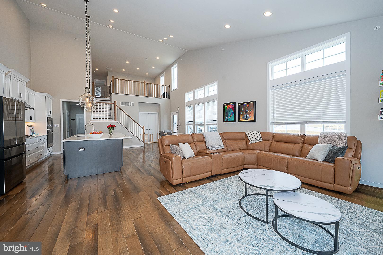 RESERVE AT CENTER SQUARE - Residential