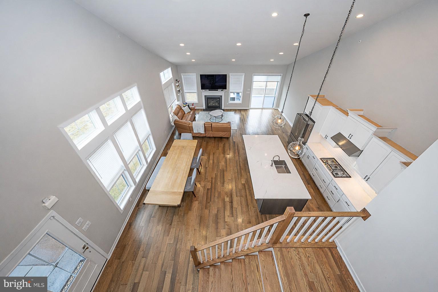 RESERVE AT CENTER SQUARE - Residential