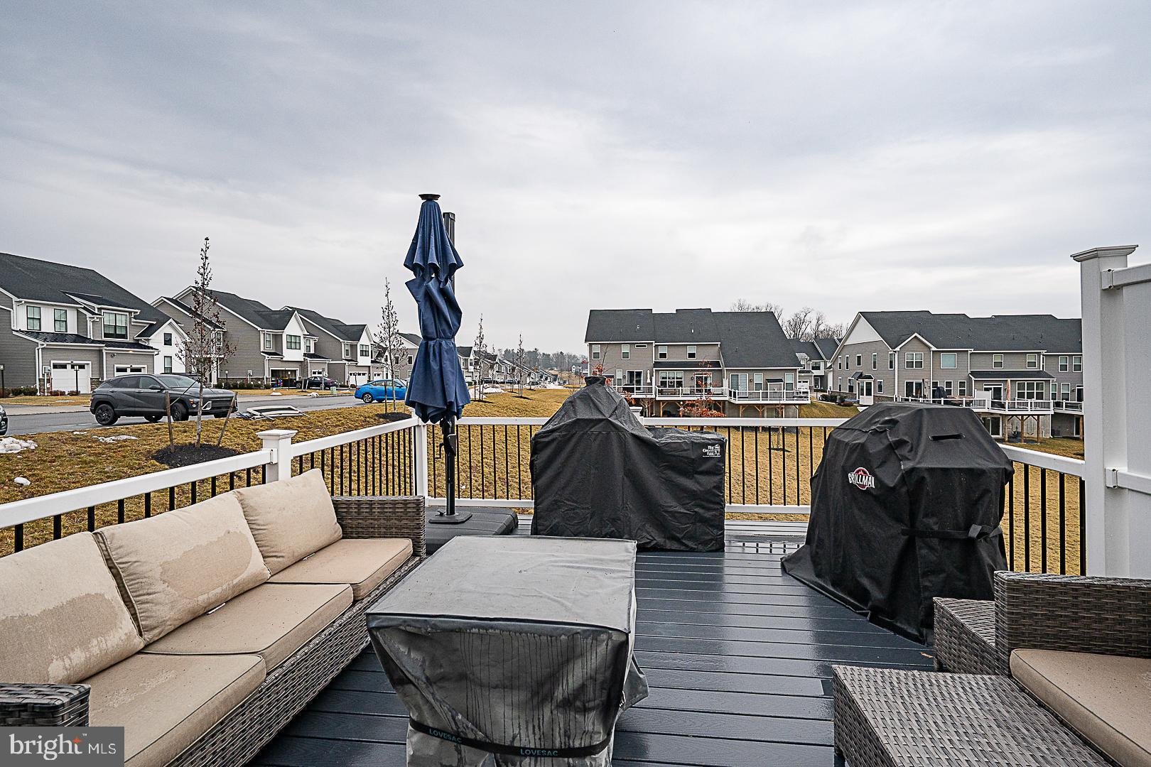 RESERVE AT CENTER SQUARE - Residential