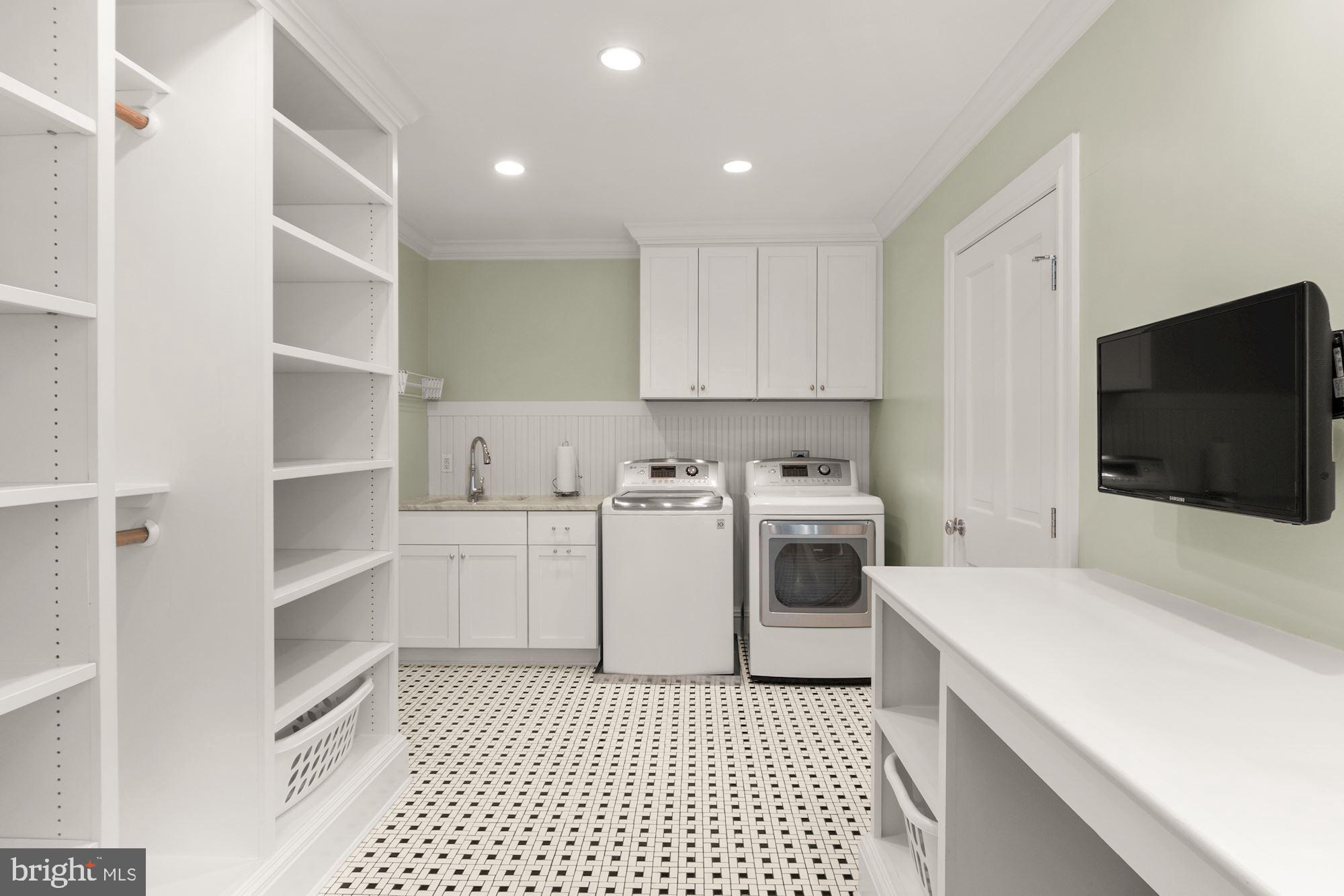 LANGLEY FARMS - Residential