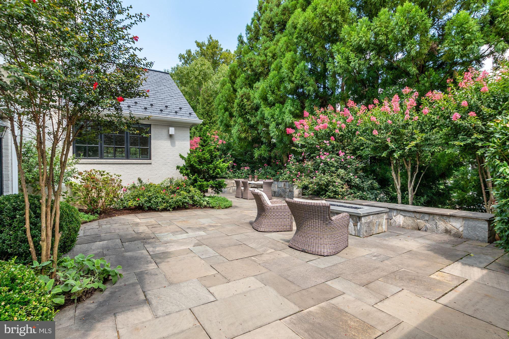 LANGLEY FARMS - Residential