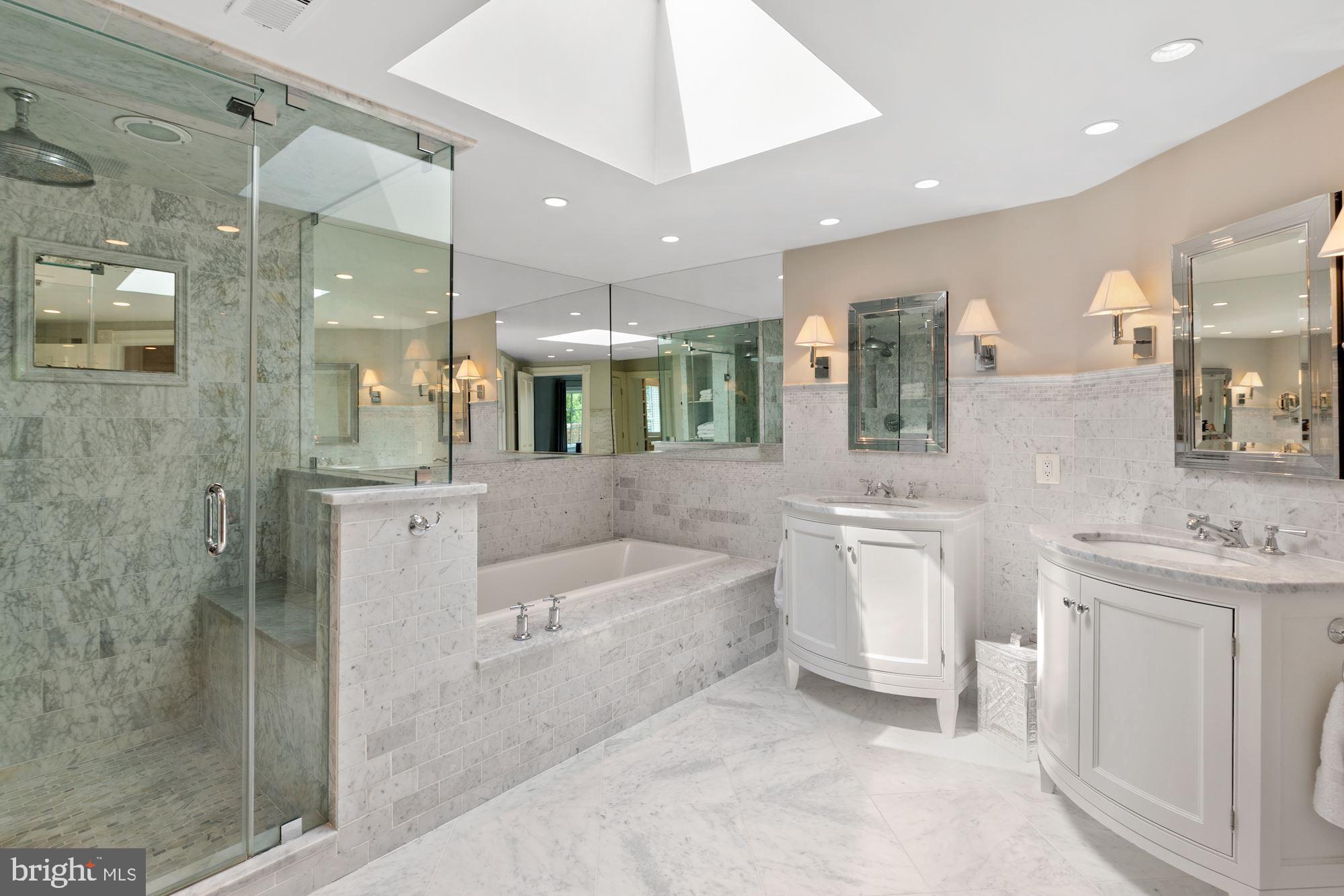 LANGLEY FARMS - Residential