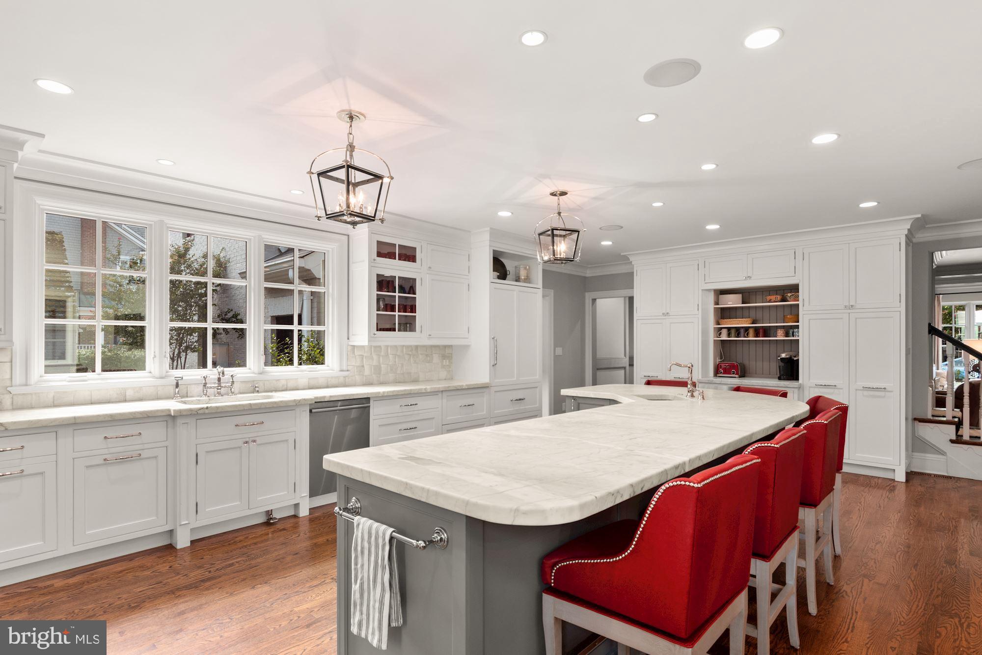 LANGLEY FARMS - Residential