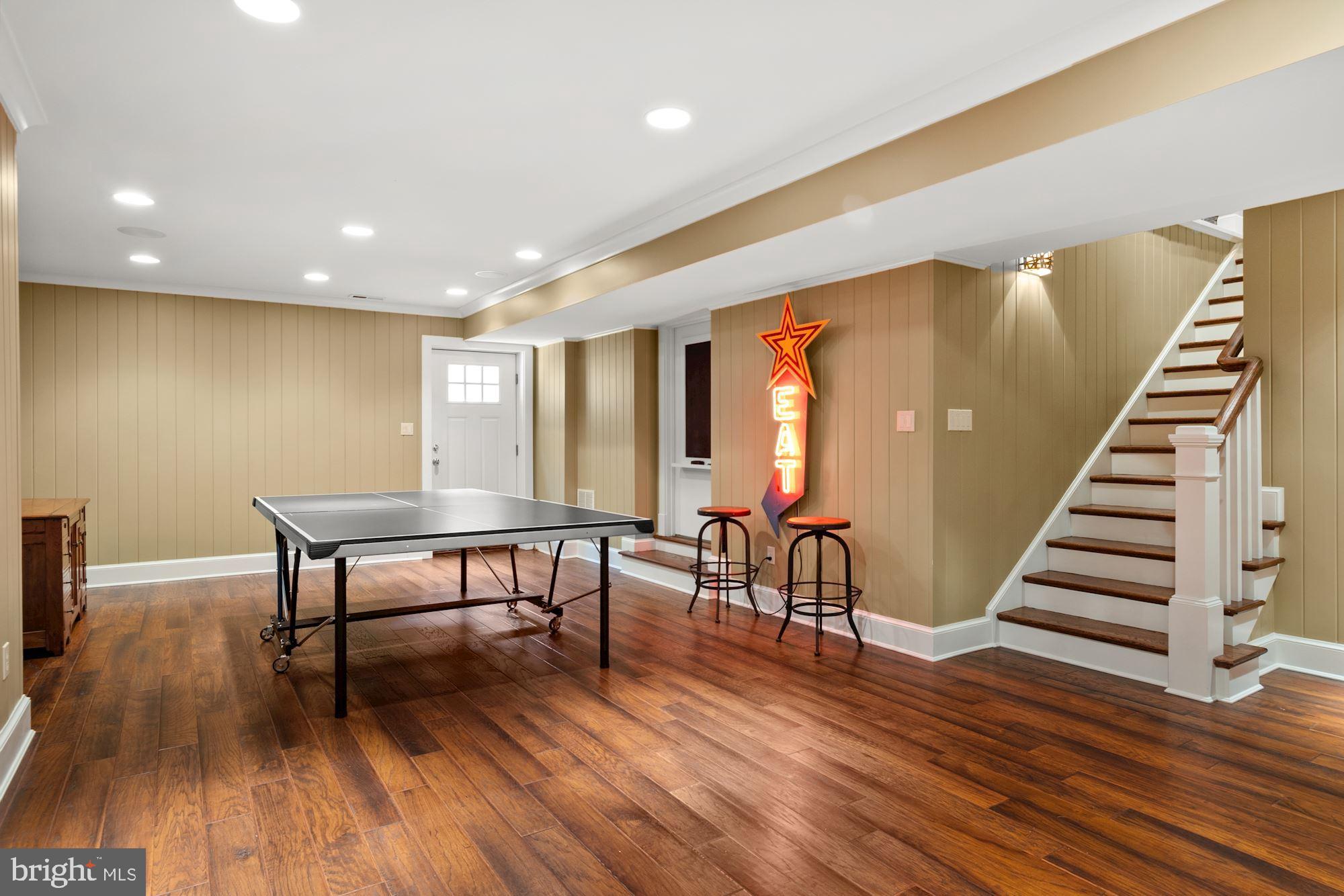 LANGLEY FARMS - Residential