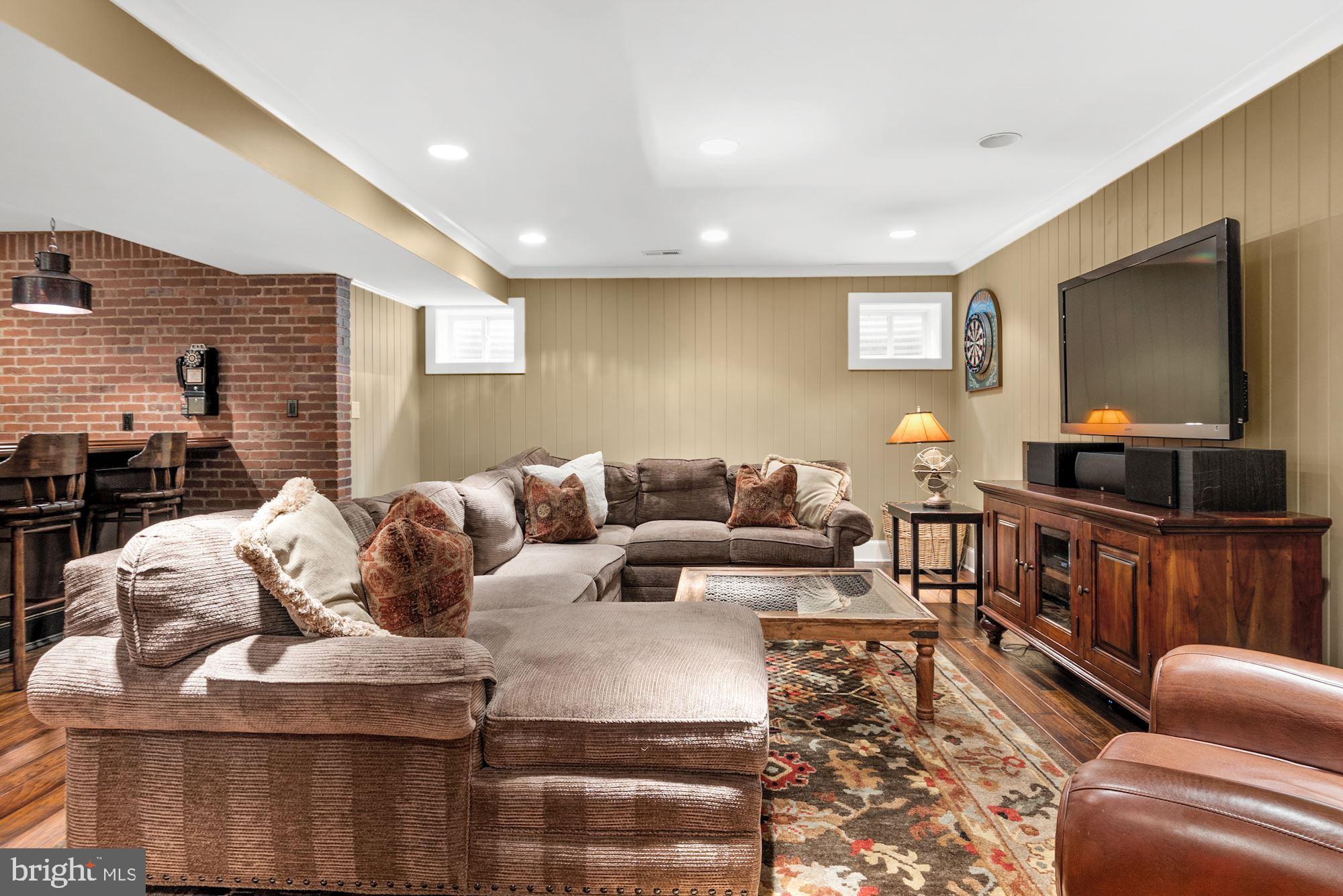 LANGLEY FARMS - Residential