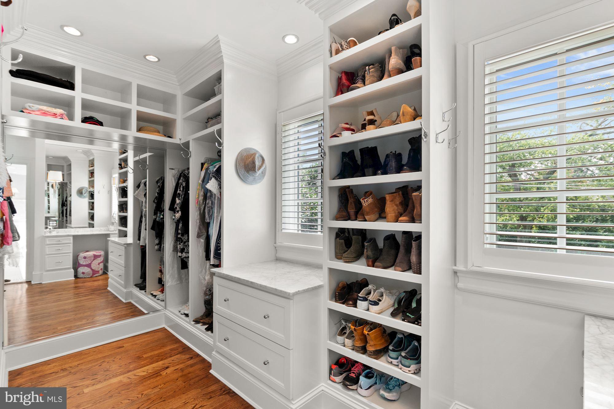 LANGLEY FARMS - Residential