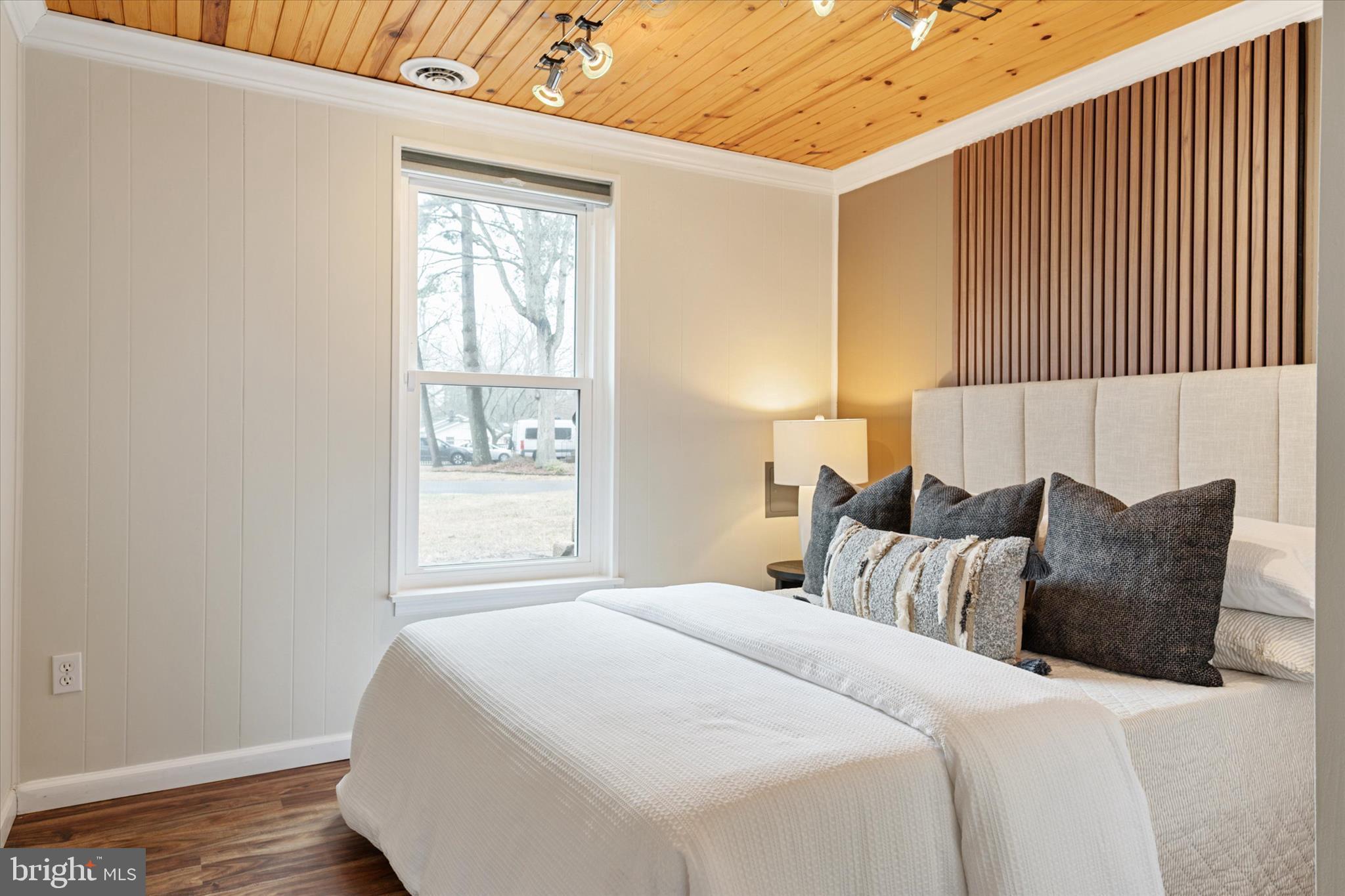 HILLSMERE ESTATES - Residential