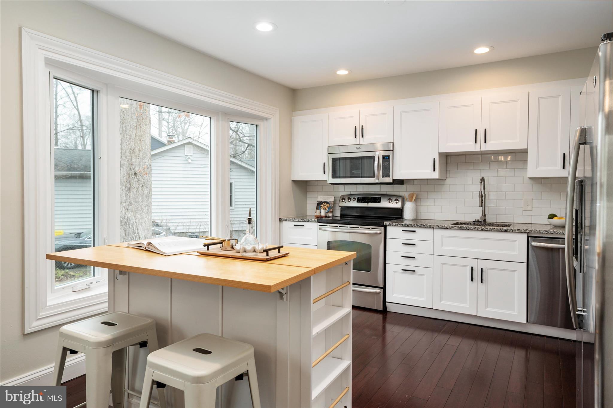 HILLSMERE ESTATES - Residential