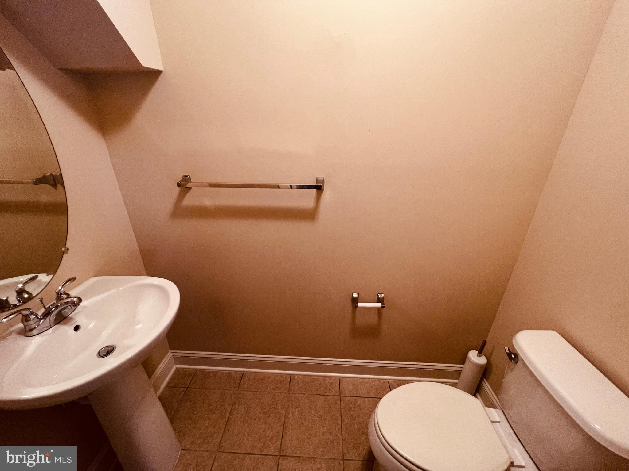 CLARKSBURG VILLAGE - Residential Lease