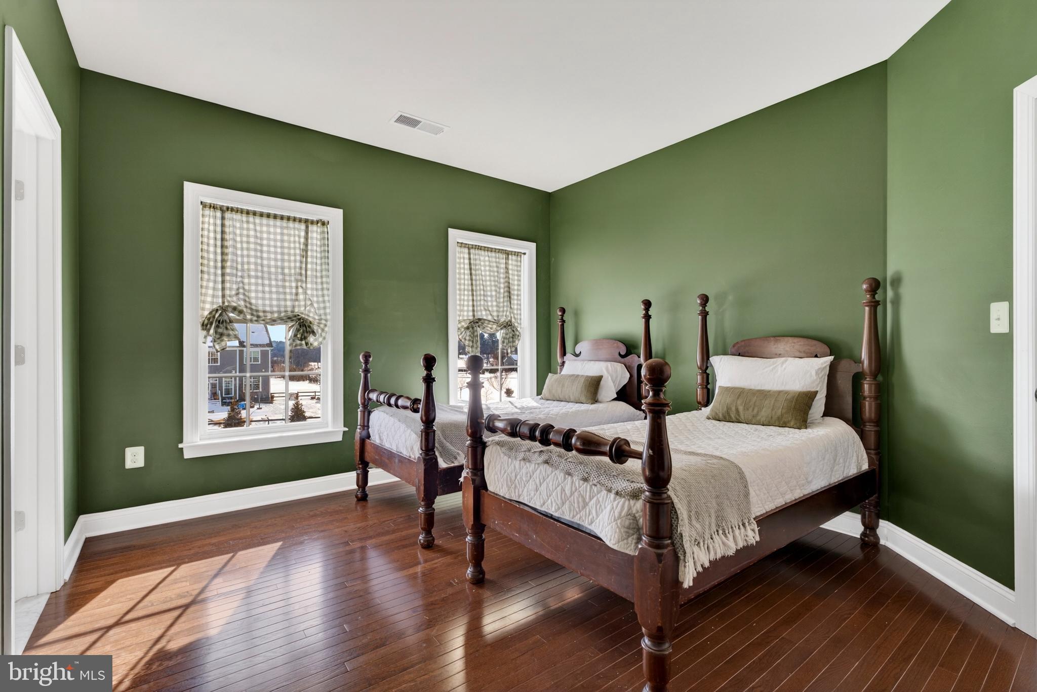 BURSTEIN - Residential