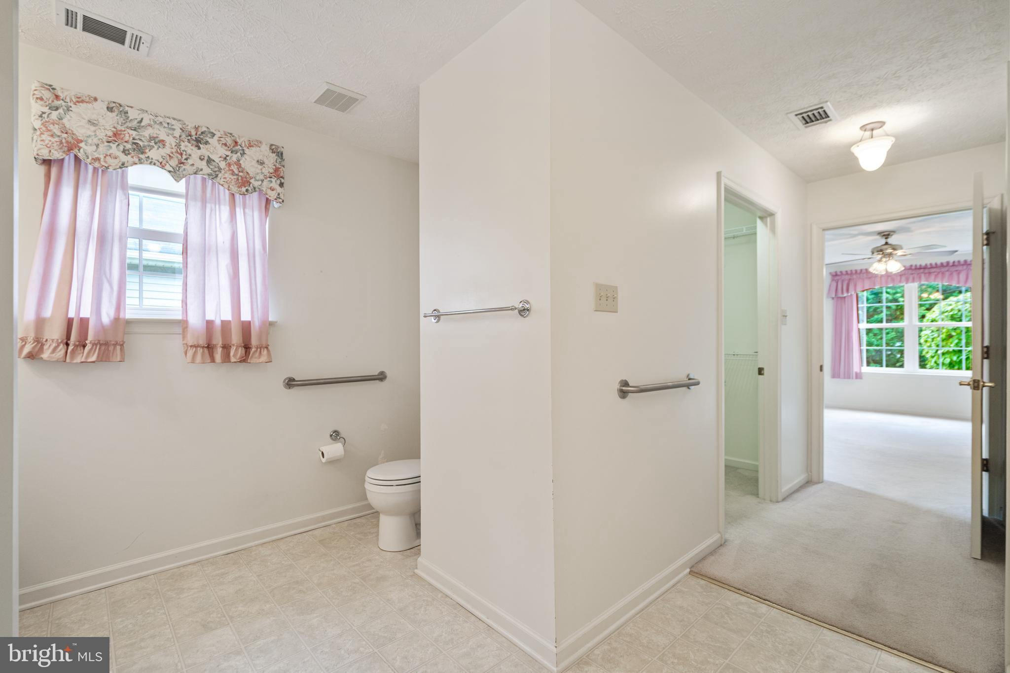 CROSS CREEK VILLAGE - Residential