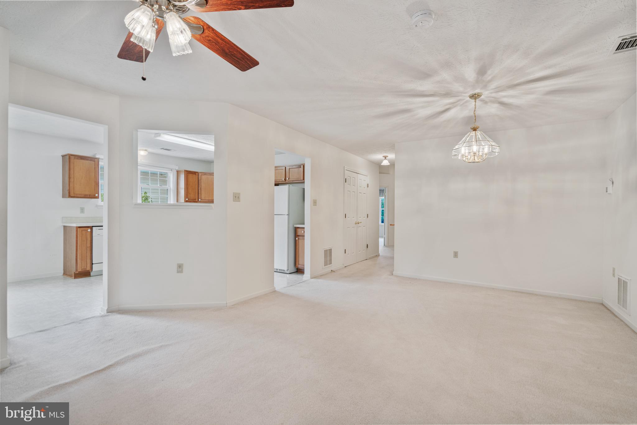 CROSS CREEK VILLAGE - Residential