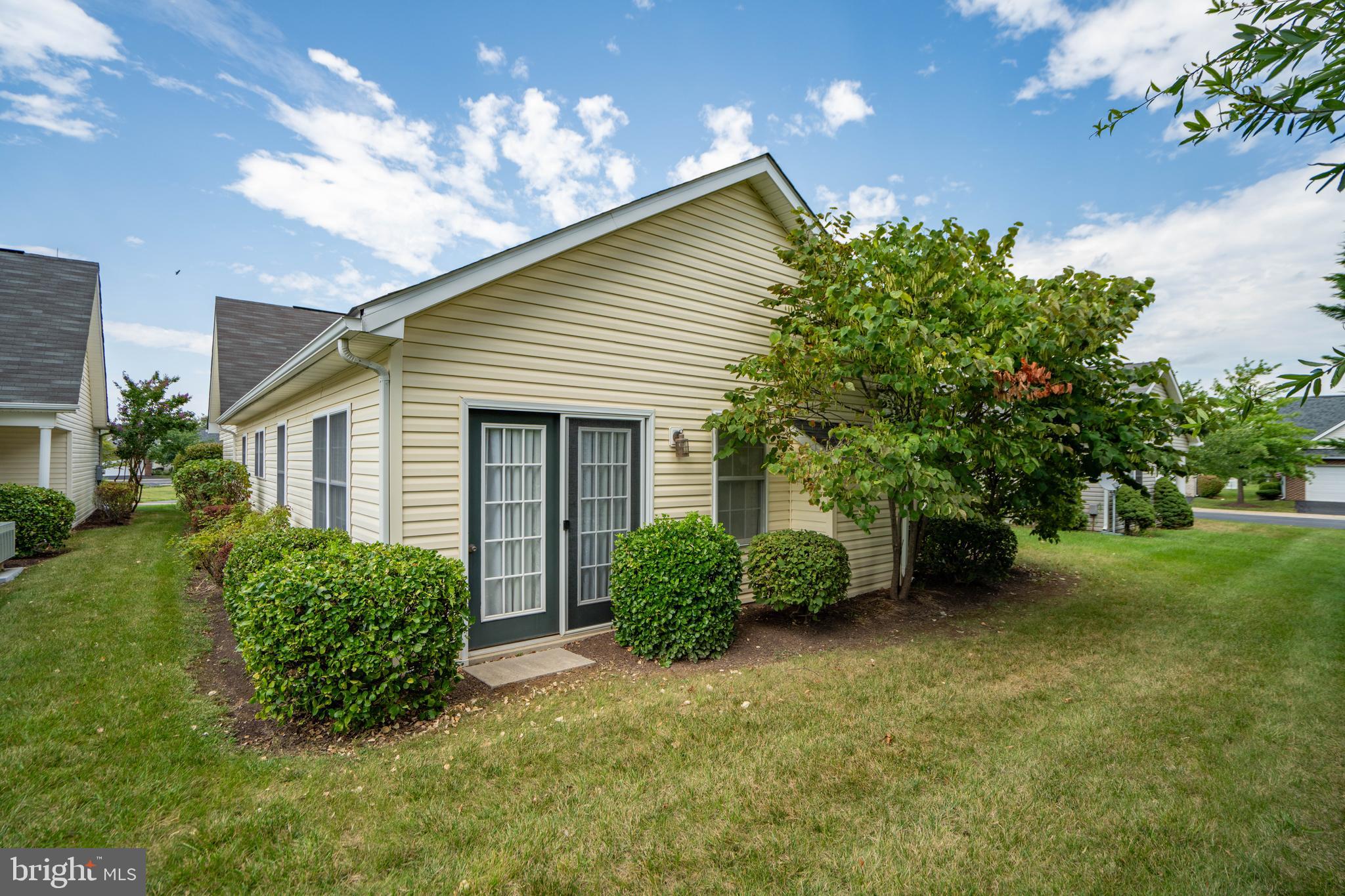 CROSS CREEK VILLAGE - Residential