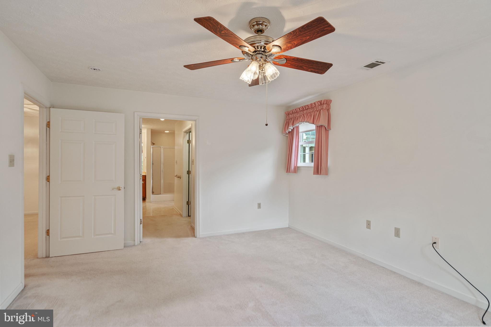 CROSS CREEK VILLAGE - Residential