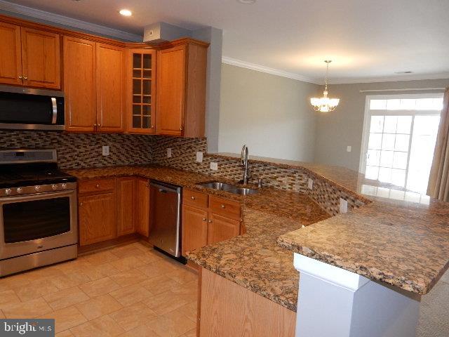 BELMONT BAY - Residential Lease