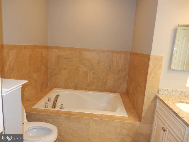 BELMONT BAY - Residential Lease