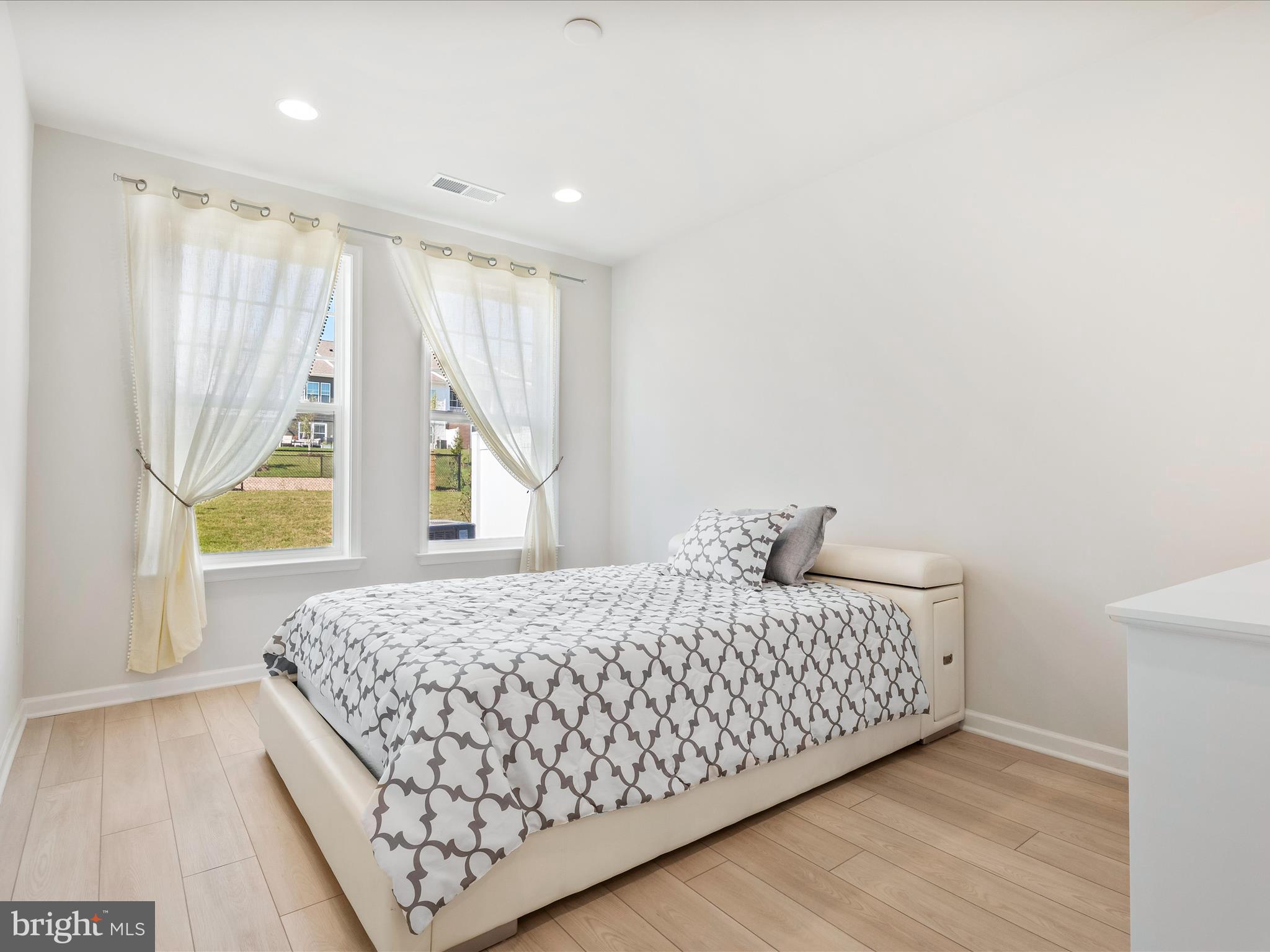 CABIN BRANCH - Residential