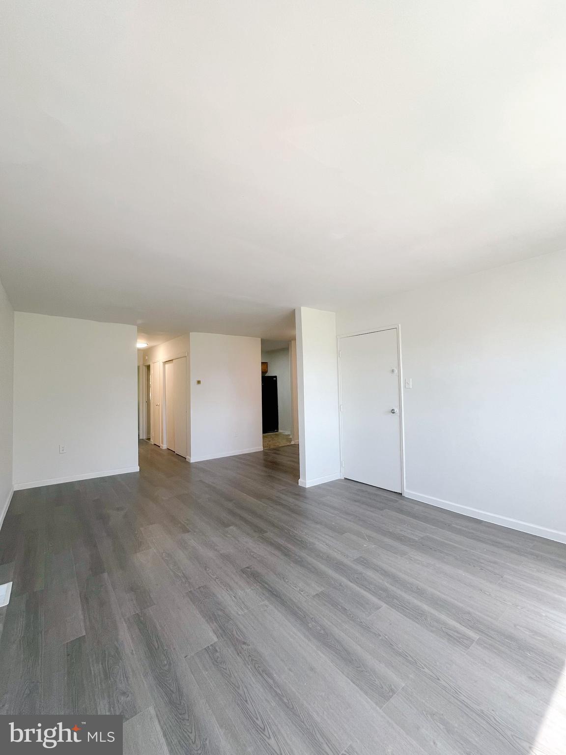 ATTN HOUSE HACKERS & INVESTOR! Fully updated duplex featuring two spacious 2 bed / 1 bath units. One unit is tenant-occupied paying $1,150; the other is vacant and ready for immediate rental or owner occupancy. Each unit offers modern finishes, functional layouts, and strong rental appeal. Basement includes additional storage for tenants with washer/dryers.
Property includes two large attached garage spaces plus additional off-street parking in the rear. Located near major amenities—walking distance to grocery stores, shops, gyms, and public transit. High-demand rental area with strong income potential and low vacancy.
Ideal opportunity for investors seeking immediate cash flow with long-term upside.