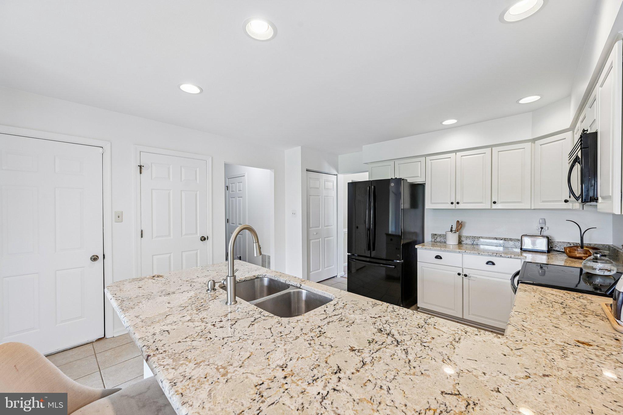 CENTENNIAL MANOR - Residential