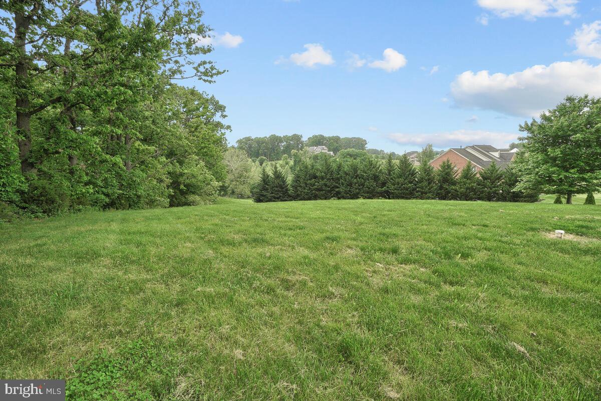 THE WARFIELDS II - Residential