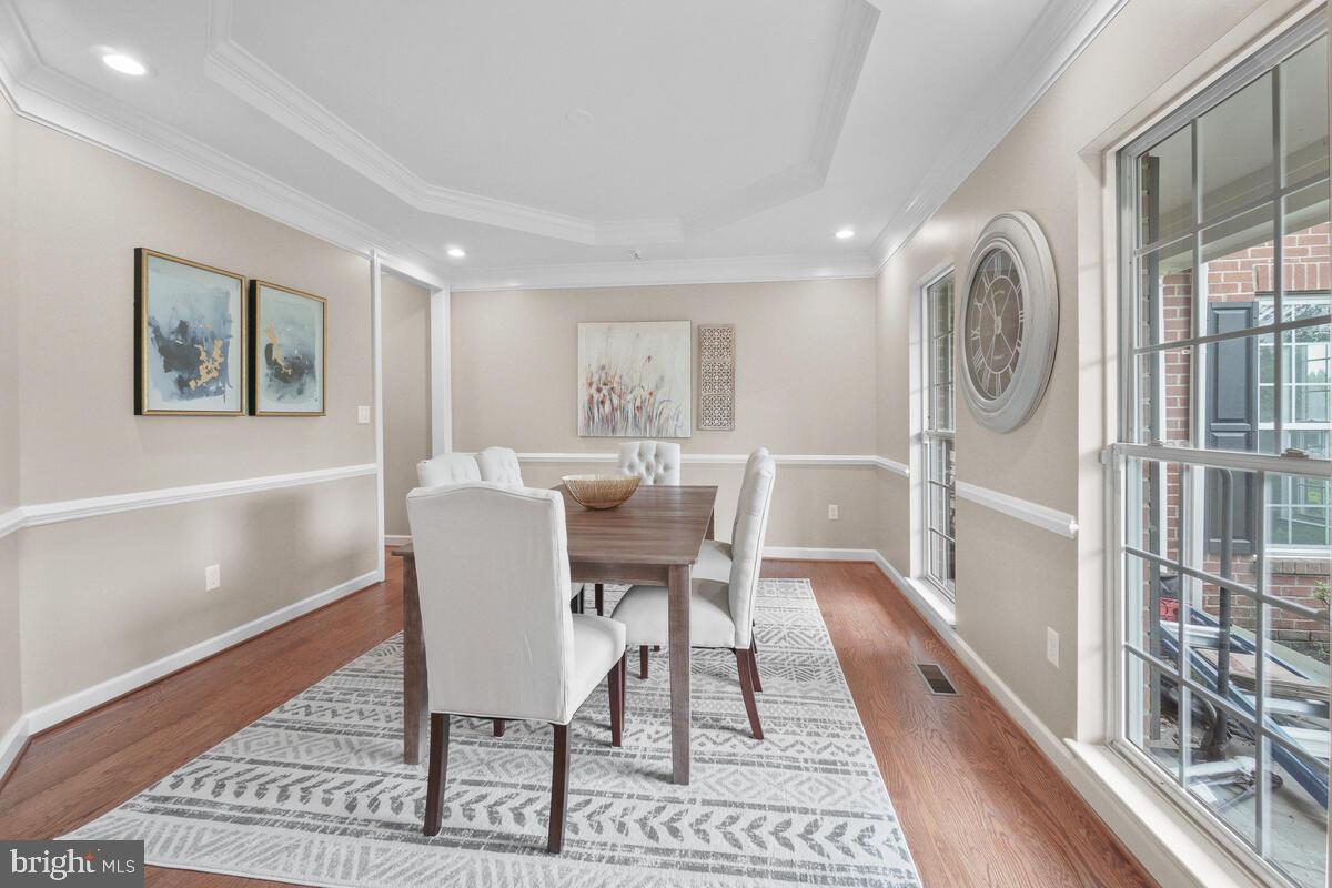 THE WARFIELDS II - Residential