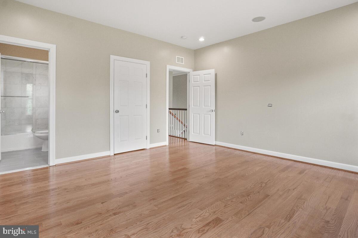 THE WARFIELDS II - Residential