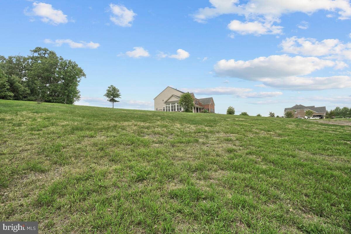 THE WARFIELDS II - Residential