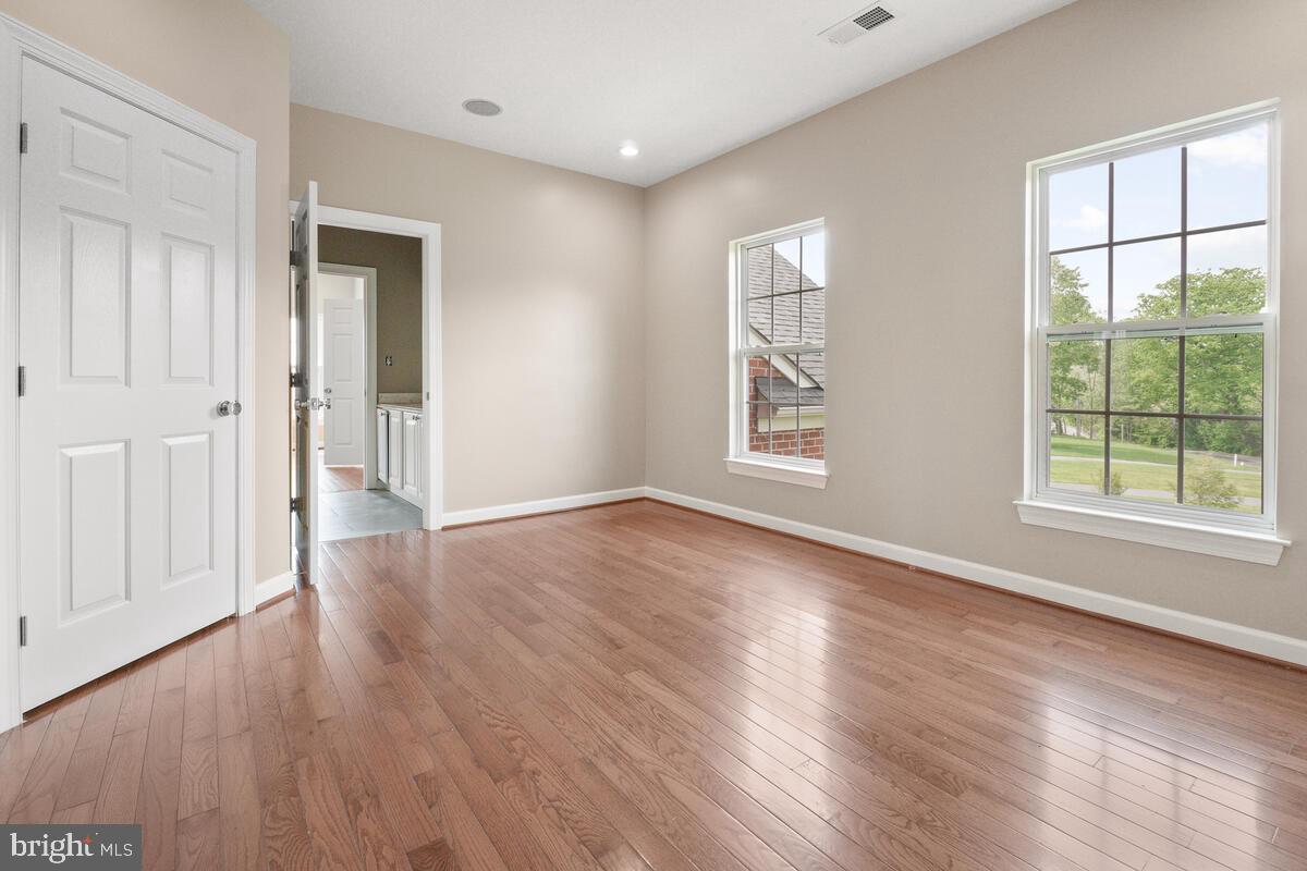 THE WARFIELDS II - Residential