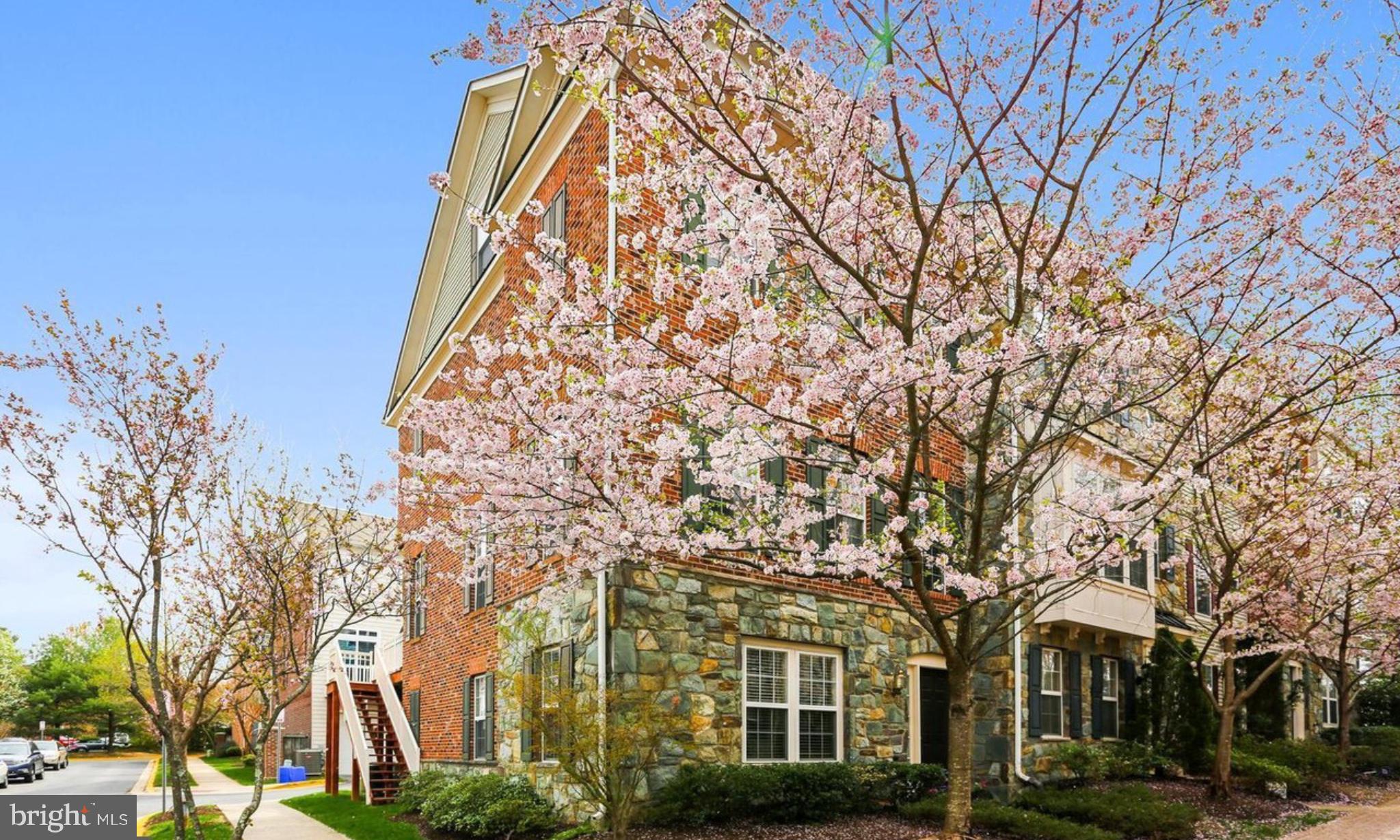 2116 DARCY GREEN PLACE