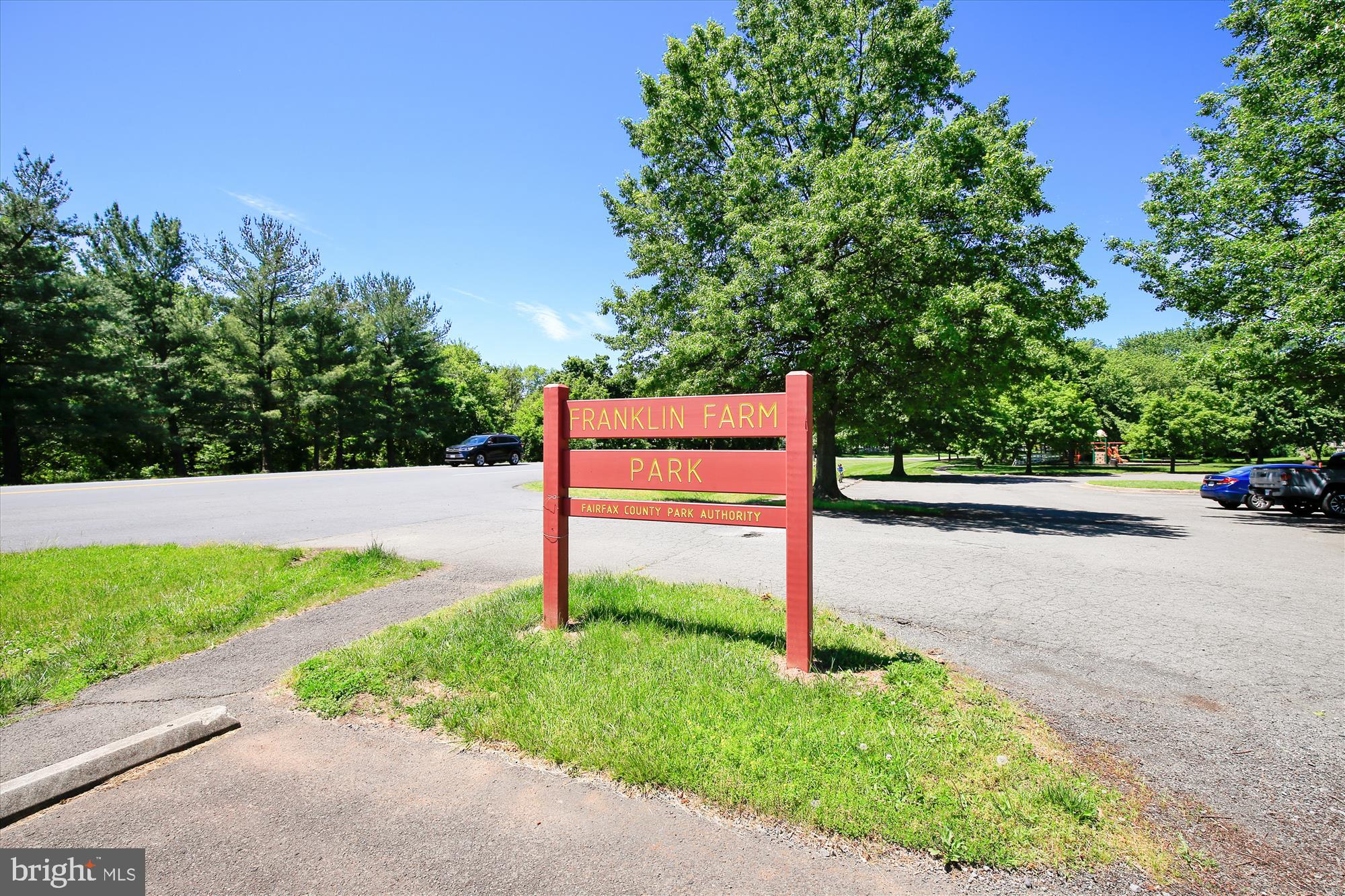 FRANKLIN FARM - Residential