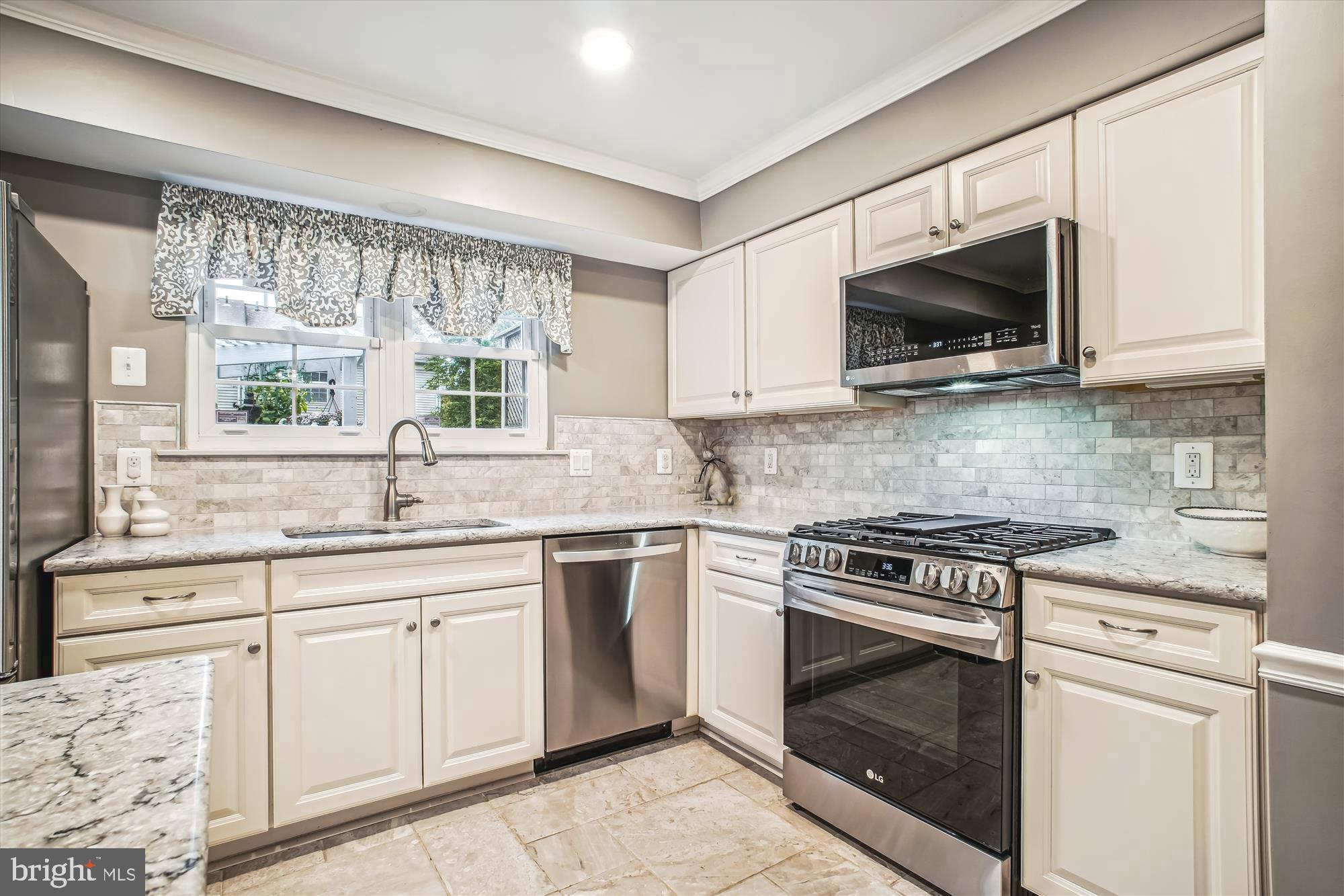 FRANKLIN FARM - Residential