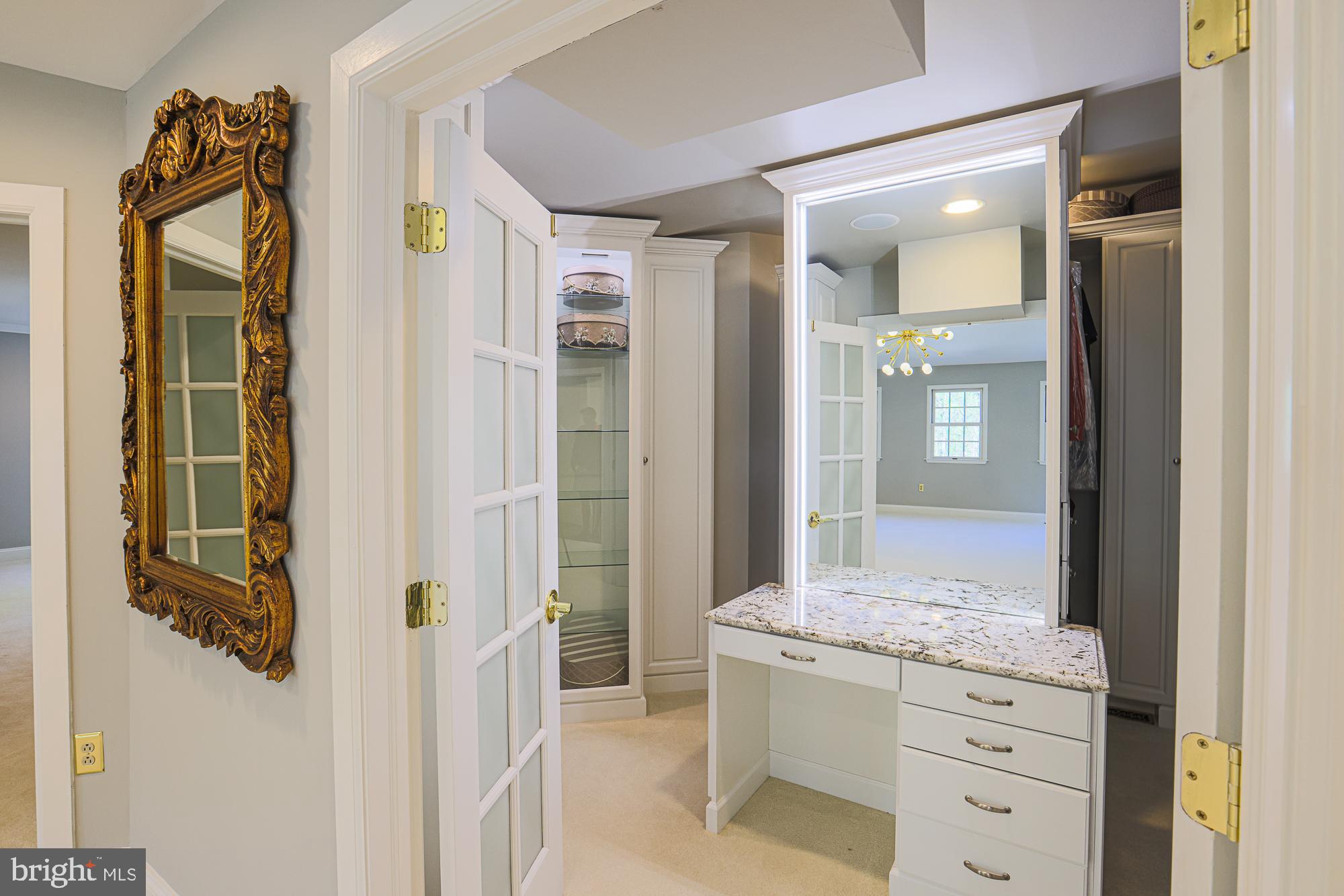 OWINGS MILLS - Residential