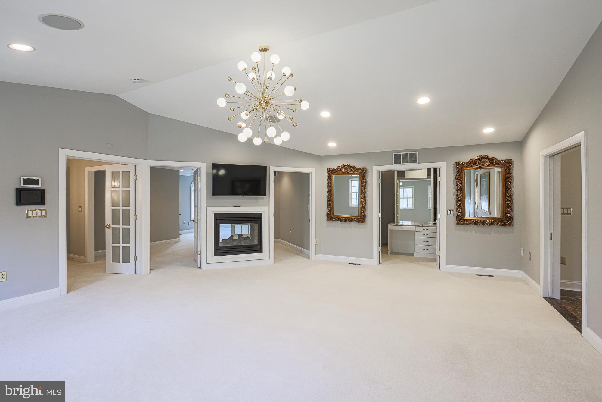 OWINGS MILLS - Residential